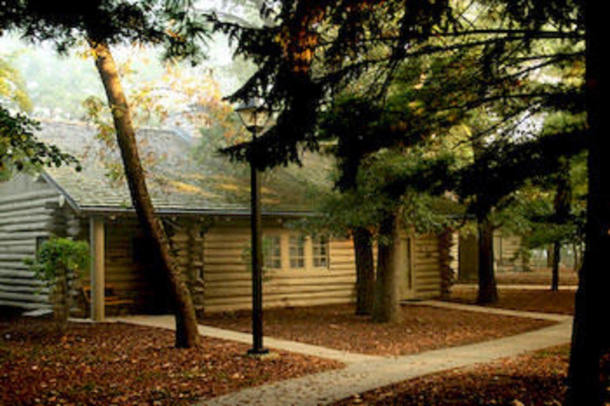 Starved Rock Lodge & Conference Center Utica Eksteriør billede